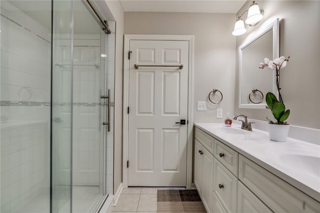 1119 Bay Hill Dr, Condo with 3 bedrooms, 4 bathrooms and 2 parking in Gibsonia PA | Image 32
