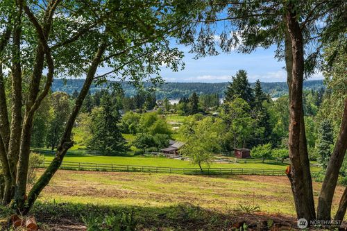 9416 Sw 266th Ln, Vashon, WA, 98070-7940 | Card Image