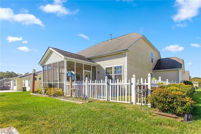 906 Leach Ave, House other with 3 bedrooms, 3 bathrooms and null parking in Thomasville NC | Image 10