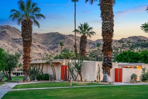 133 Desert Lakes Dr, Palm Springs, CA, 92264-5526 | Card Image