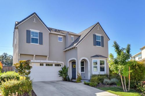 3002 Huntington Way, Sacramento, CA, 95818-3584 | Card Image