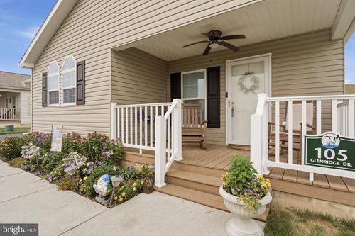 105 Glenridge Dr, CARLISLE, PA, 17015-8149 | Card Image