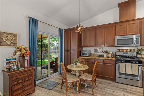 1738 Adams Creek Way, Oakdale, CA, 95361 | Card Image