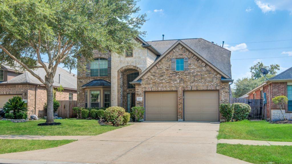Residential Lease in Sugar Land 3