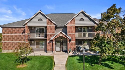 12-S75W16788 Jacob Court, Muskego, WI, 53150 | Card Image