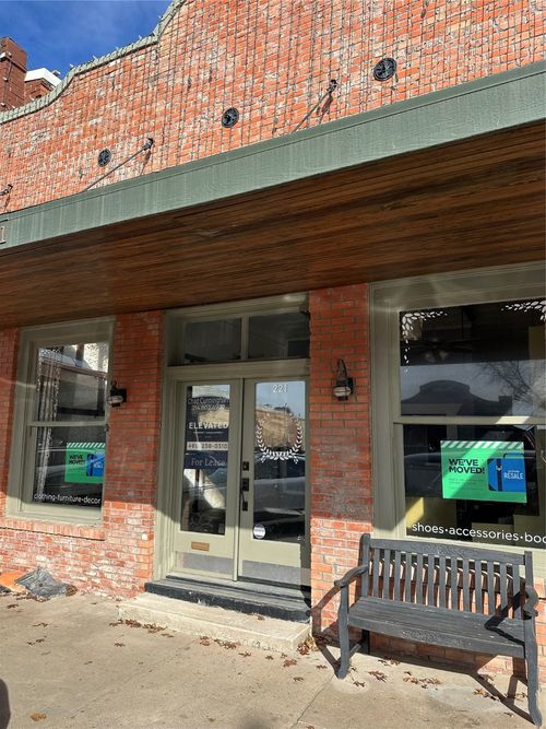 221 W Pecan St, Celina, TX, 75009-6161 | Card Image