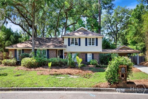 157 Hampshire Road, Savannah, GA, 31410 | Card Image