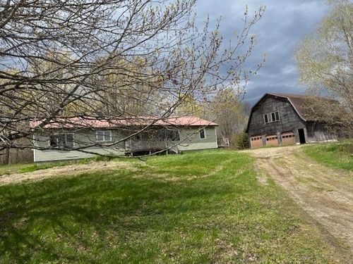 177 Highlander Rd, Greensbro Bnd, VT, 05842-8903 | Card Image