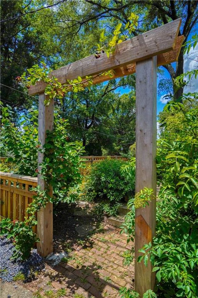 2159 Main St Nw, House other with 3 bedrooms, 2 bathrooms and 2 parking in Atlanta GA | Image 31