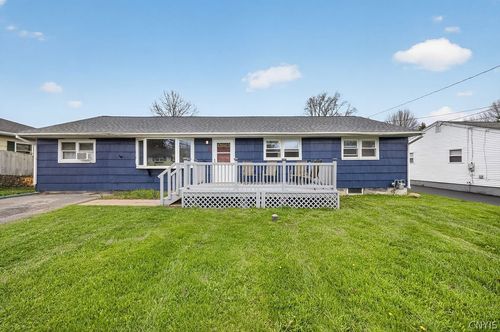 8 Mercer Street, Lysander, NY, 13027 | Card Image