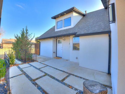 216 Nw 120th St, Oklahoma City, OK, 73114-7211 | Card Image