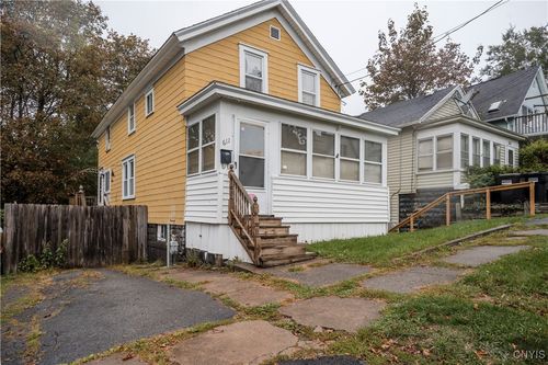 611 Vine St, Syracuse, NY, 13203-3007 | Card Image