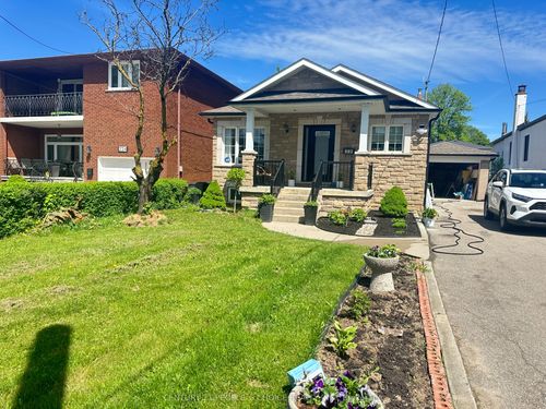 basement-226 Falstaff Avenue, North York, ON, M6L2G1 | Card Image