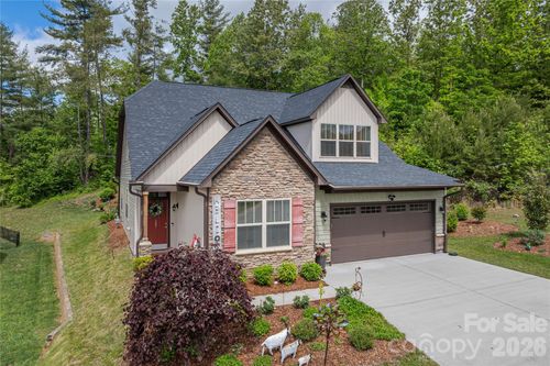 307 Wild Ginger Ct, Weaverville, NC, 28787-0586 | Card Image