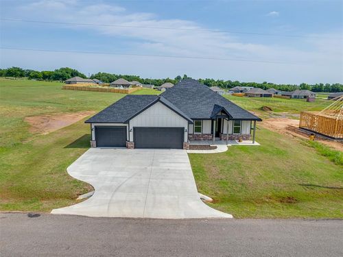 1918 Olive Avenue, Tuttle, OK, 73089 | Card Image