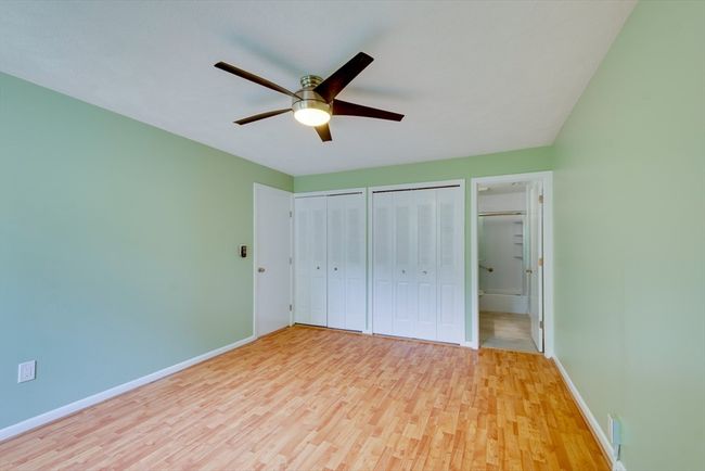 UNIT-4 - 3 Concord Greene, Condo with 2 bedrooms, 2 bathrooms and 1 parking in Concord MA | Image 16