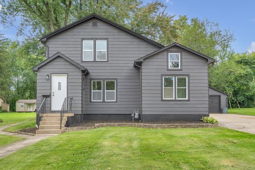 221 N West St, Crown Point, IN, 46307 | Card Image