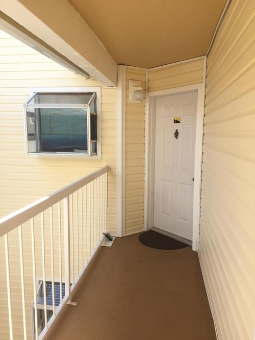 56-1951 Island Club Dr, Melbourne, FL, 32903-2072 | Card Image