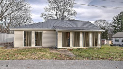 252 Asheville Ave, Mount Carmel, TN, 37645-3501 | Card Image