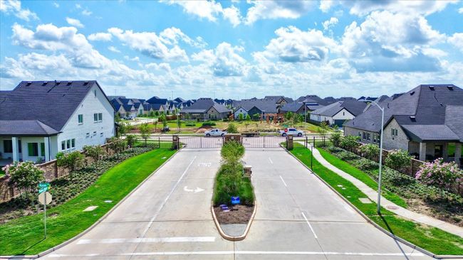 14302 Indian Laurel Way, House other with 4 bedrooms, 3 bathrooms and 3 parking in Cypress TX | Image 45