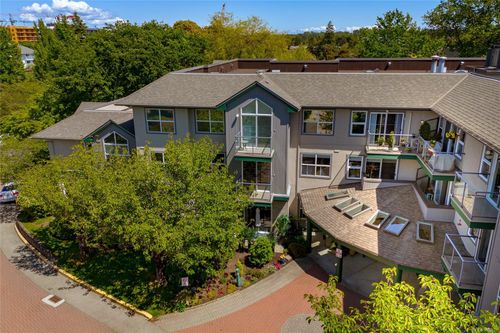 202-1485 Garnet Rd, Victoria, BC, V8P5T5 | Card Image