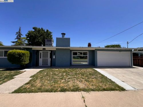 2748 Eastgate Ave, Concord, CA, 94520-4724 | Card Image
