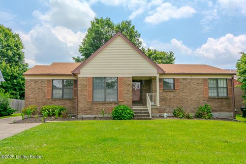 9010 Green Garden Ct, Louisville, KY, 40220-3462 | Card Image
