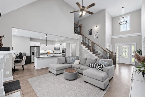 4350 Memory Ln, Adams, TN, 37010-9501 | Card Image