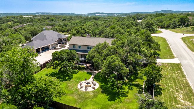 212 Wentworth, House other with 4 bedrooms, 3 bathrooms and null parking in Spring Branch TX | Image 57