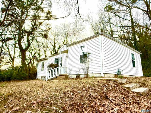 1316 Starnes St, Guntersville, AL, 35976-1224 | Card Image