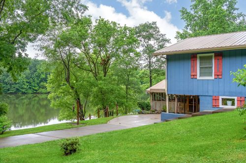 554 Hickman Shores Rd, Dover, TN, 37058-5744 | Card Image