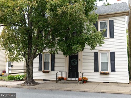 23 W Orange St, LITITZ, PA, 17543-1820 | Card Image