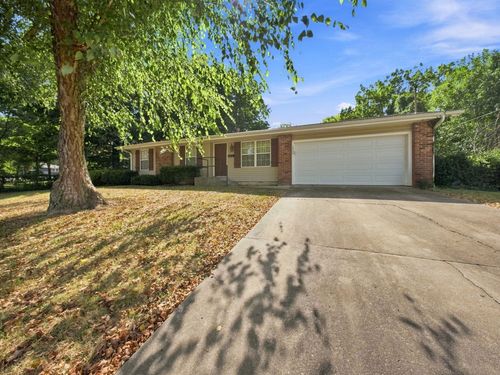 1955 S Oak Grove Ave, Springfield, MO, 65804-2703 | Card Image