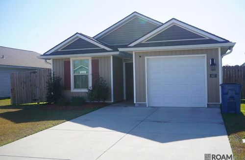 937 N Michigan Ave, Port Allen, LA, 70764 | Card Image