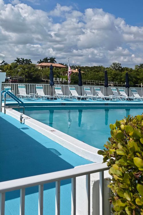 122-4001 S Ocean Blvd, South Palm Beach, FL, 33480-5800 | Card Image