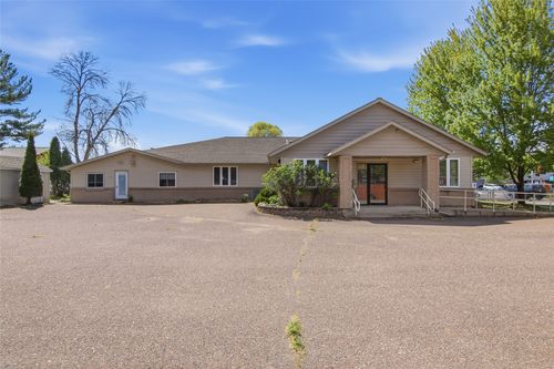 2108 Broadway St S, Menomonie, WI, 54751-3903 | Card Image