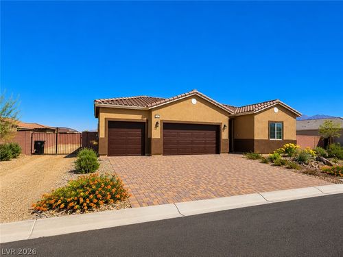 56 Pioneer Range Ave, Pahrump, NV, 89060-4246 | Card Image