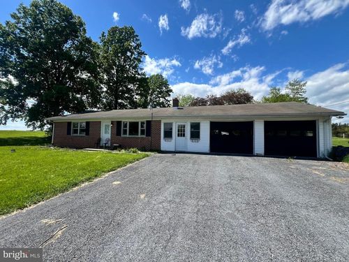 3589 Guilford Spring Rd, CHAMBERSBURG, PA, 17202-7722 | Card Image