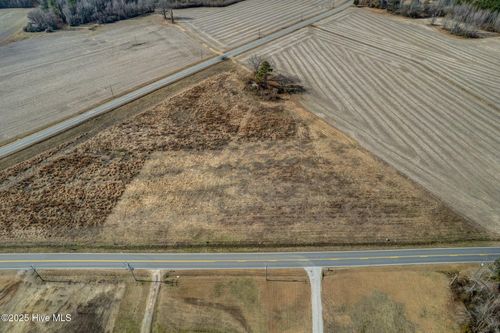 4 Red Oak Rd, Whitakers, NC, 27891-9500 | Card Image