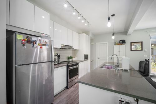 29-30930 Westridge Pl, Abbotsford, BC, V2T0H6 | Card Image