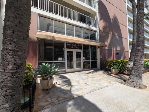 apt-1110-444 Nahua St, Honolulu, HI, 96815-2975 | Card Image