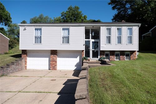4437 Helmar Dr, Monroeville, PA, 15146-1054 | Card Image