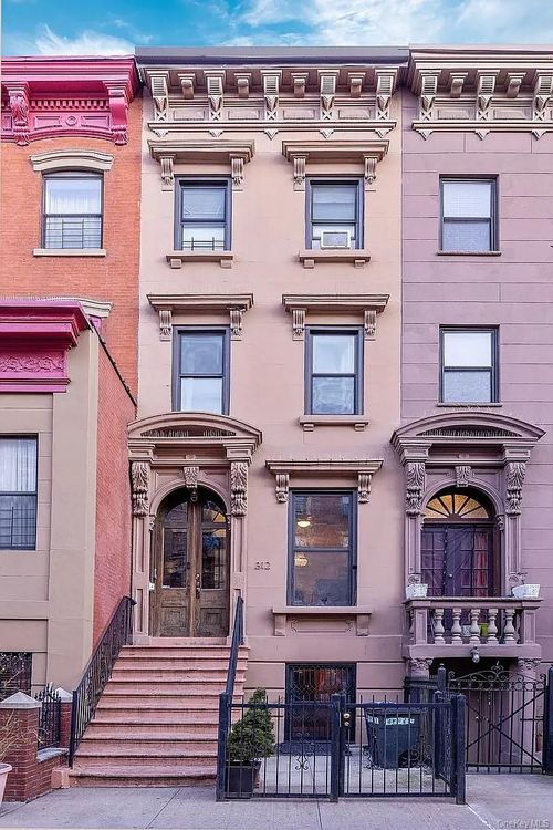 312 Pleasant Ave, New York, NY, 10035-4429 | Card Image