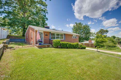 2228 Bruce St, Kingsport, TN, 37664-3653 | Card Image