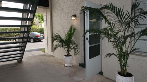 118c-4315 Aegean Dr, TAMPA, FL, 33611-2406 | Card Image