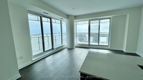 1809-28 Freeland St, Toronto, ON, M5E0E3 | Card Image