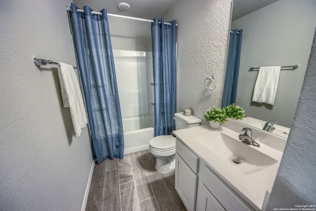 2520 Hiddenbrooke Trce, House other with 4 bedrooms, 3 bathrooms and null parking in Seguin TX | Image 13