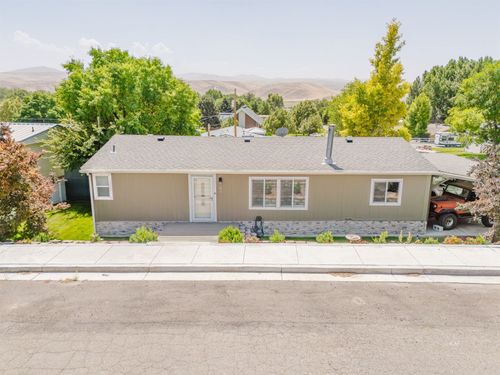 203 Peters St, Carlin, NV, 89822-0230 | Card Image