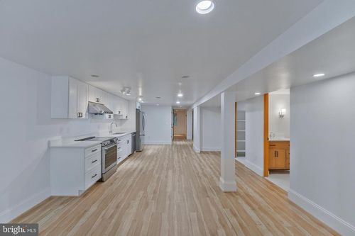 4912-A Old Dominion Drive, ARLINGTON, VA, 22207 | Card Image