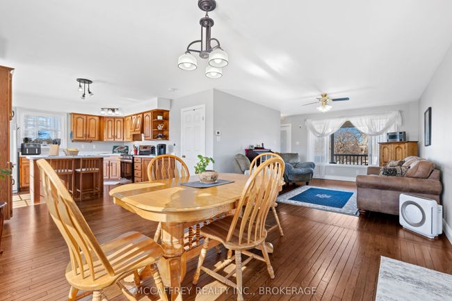 2492 County Rd 41, House other with 3 bedrooms, 2 bathrooms and 6 parking in Roblin ON | Image 10